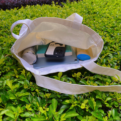 Cool Cat with Attitude Cartoon Tote - VOREX Edgy Animated Design Canvas Bag, Stylish & Lightweight (Beige & Black)